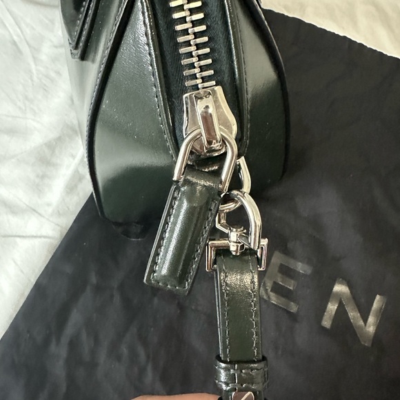 Givenchy Mini Antigona - Picture 4 of 6